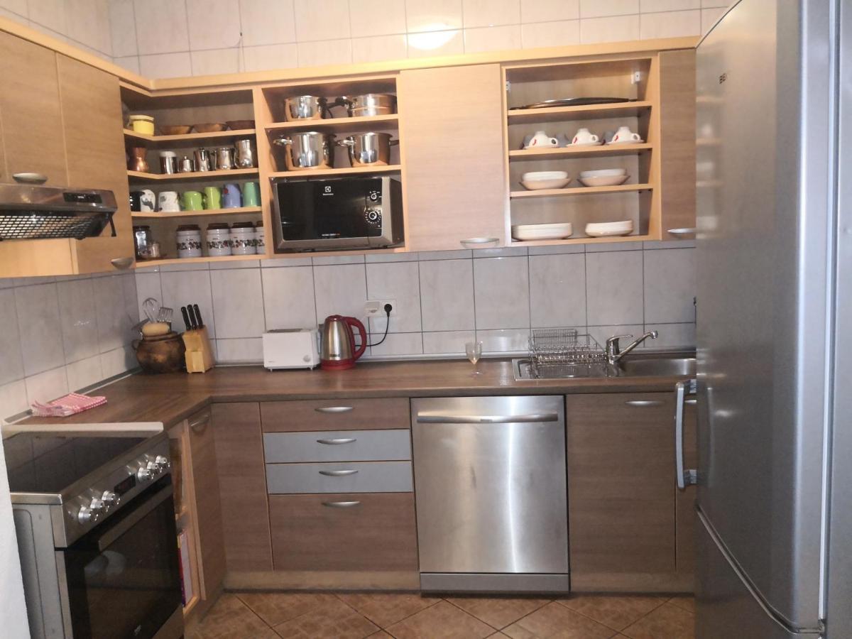 Mila Holiday Home Lohovo Bagian luar foto