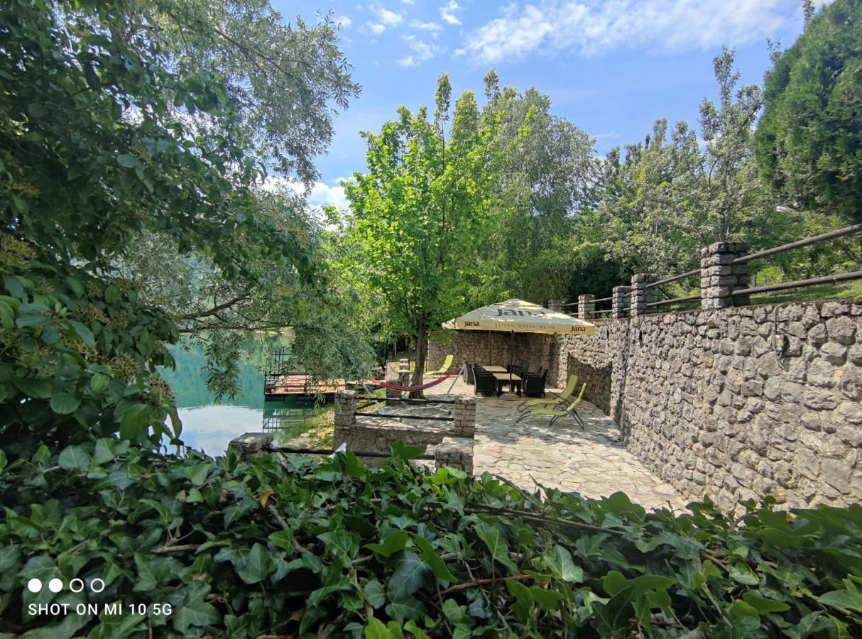Mila Holiday Home Lohovo Bagian luar foto