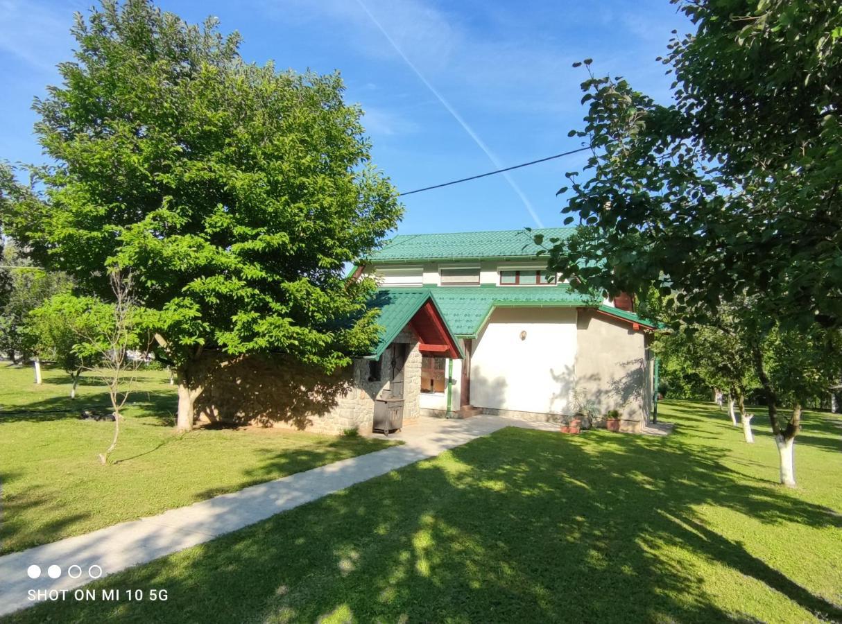 Mila Holiday Home Lohovo Bagian luar foto