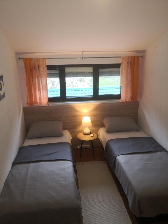 Mila Holiday Home Lohovo Bagian luar foto