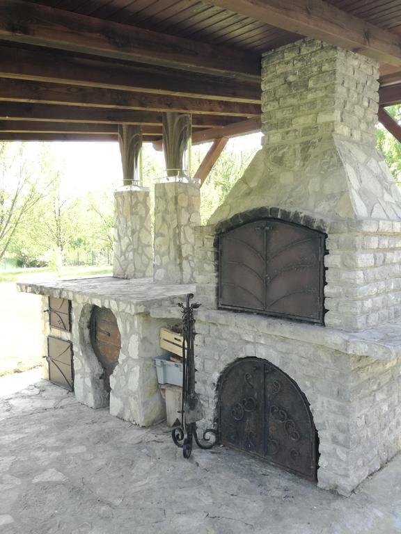 Mila Holiday Home Lohovo Bagian luar foto
