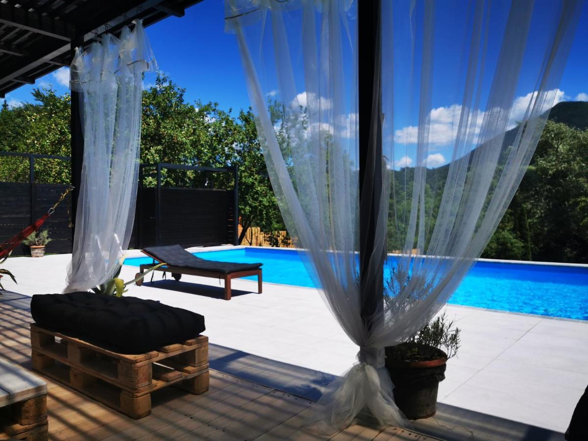 Mila Holiday Home Lohovo Bagian luar foto